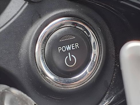 Used 2020 Mitsubishi Outlander SEL image 14