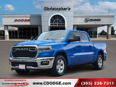 Used 2025 RAM 1500 Big Horn AWD/4WD image 7