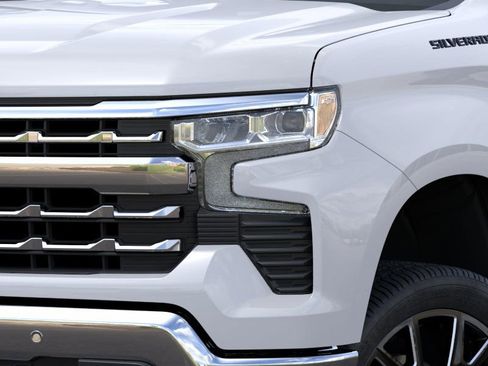 New 2026 Chevrolet Silverado 1500 LTZ w/ LTZ Premium Package image 10