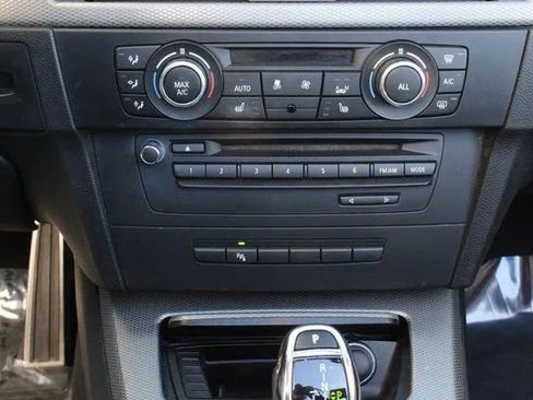 Used 2013 BMW 335is Convertible image 21