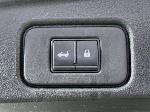 Used 2022 Nissan Pathfinder Platinum w/ Cargo Package FWD image 51