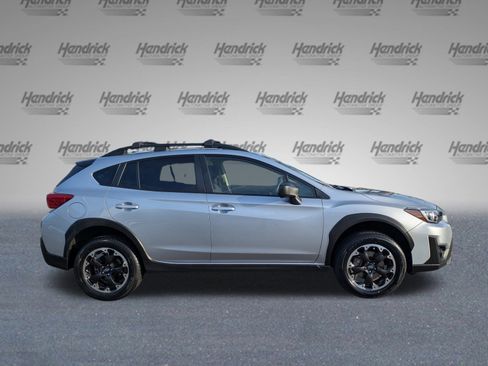 Used 2023 Subaru Crosstrek 2.0i image 3
