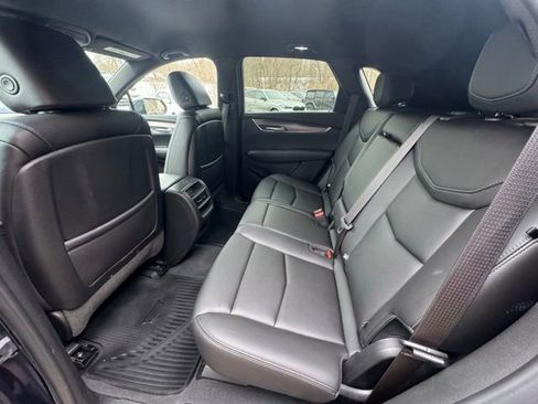 Used 2021 Cadillac XT5 Luxury AWD/4WD image 16