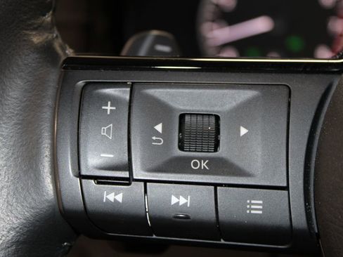 Used 2024 Nissan Pathfinder SL AWD/4WD image 46