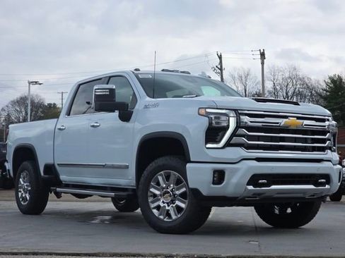 New 2026 Chevrolet Silverado 2500 High Country image 2