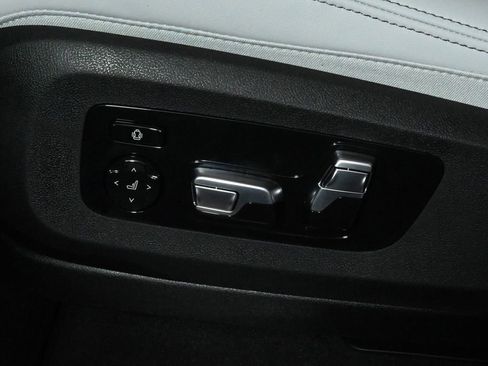 Used 2026 BMW X5 xDrive40i image 27