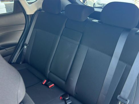 Used 2025 Hyundai Kona SEL image 32