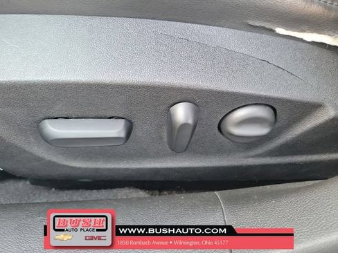 Used 2015 Chevrolet Malibu LT w/ Power Convenience Package FWD image 17