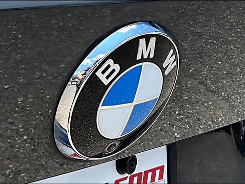 Used 2022 BMW M440i Convertible RWD image 24