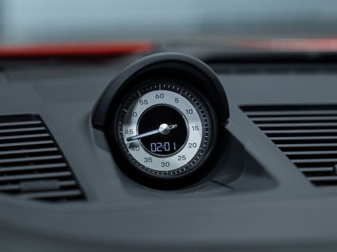 Used 2022 Porsche 911 Turbo S image 54