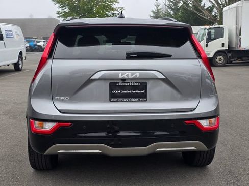 Certified 2024 Kia Niro Wind w/ Wind Preserve Package FWD image 4