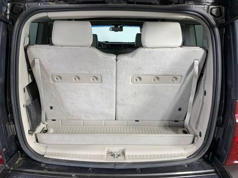 Used 2006 Jeep Commander Limited RWD image 24