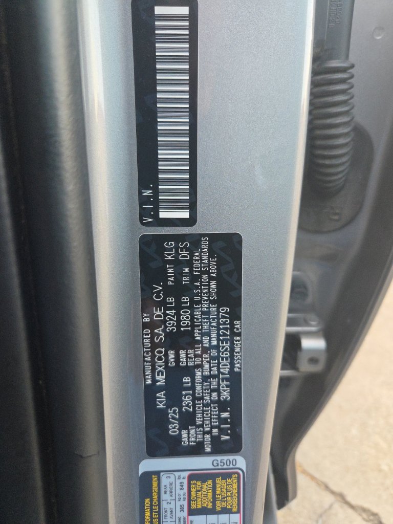 Used 2025 Kia K4 FWD image 3