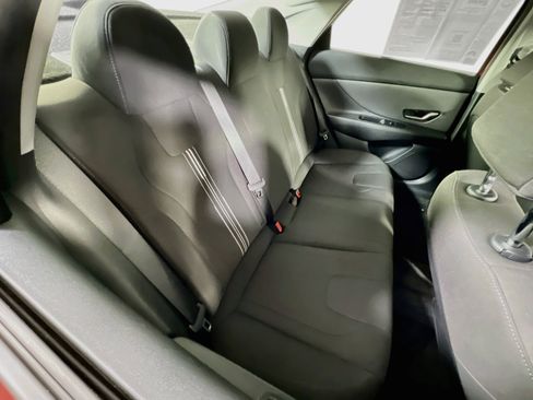 Used 2023 Hyundai Elantra SEL w/ Convenience Package FWD image 26