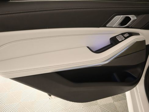 Used 2023 BMW X7 xDrive40i w/ Executive Package image 20