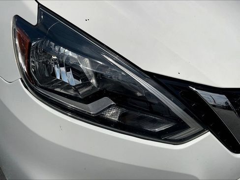Used 2019 Nissan Sentra SV FWD image 28