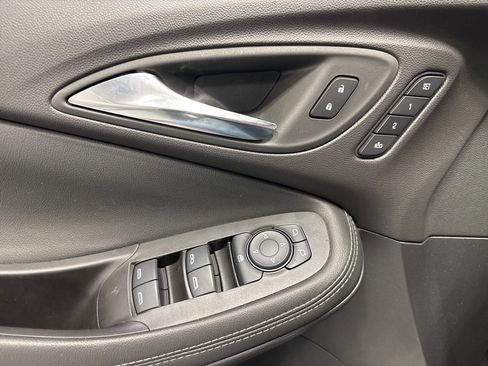 Used 2023 Buick Encore GX Essence w/ Advanced Technology Package image 30