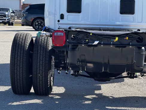 New 2026 RAM 3500 Tradesman AWD/4WD image 12