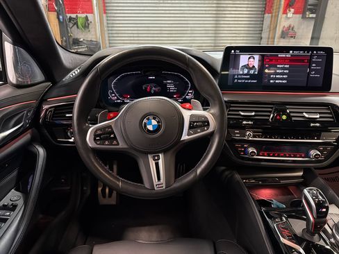 Used 2021 BMW M5 w/ Competition Package image 11