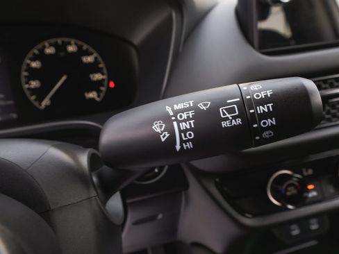 Used 2026 Honda HR-V LX image 21