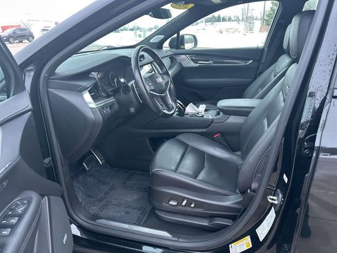 Used 2023 Cadillac XT5 Sportv image 14