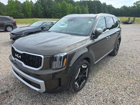 Certified 2025 Kia Telluride EX FWD image 3