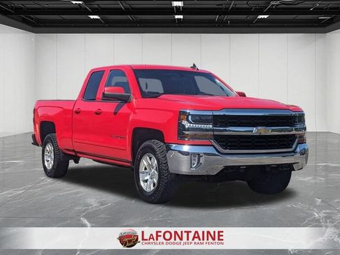 Used 2018 Chevrolet Silverado 1500 LT w/ All Star Edition AWD/4WD image 7
