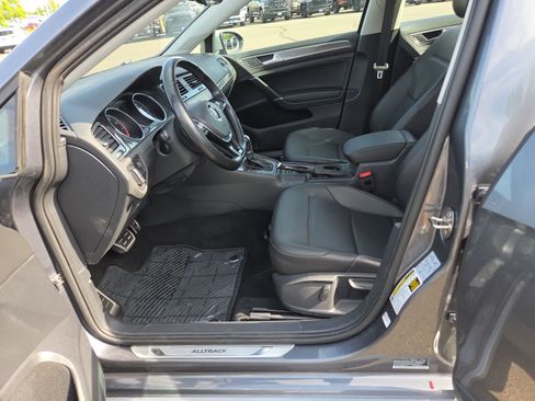 Used 2019 Volkswagen Golf Alltrack SE AWD/4WD image 19