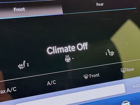 Used 2025 Chrysler Pacifica Select image 27