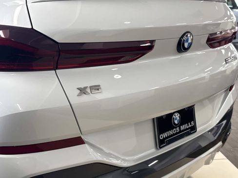 Used 2021 BMW X6 M50i w/ Executive Package image 11