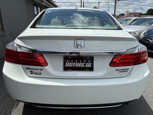 Used 2014 Honda Accord Touring image 5
