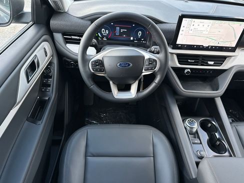 New 2026 Ford Explorer Active w/ Active Comfort Package image 23