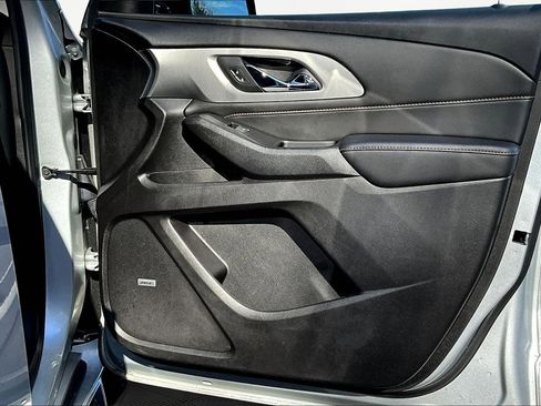 Used 2019 Chevrolet Traverse LT w/ LT Premium Package image 30