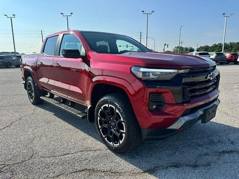 Used 2026 Chevrolet Colorado Z71 w/ Technology Package AWD/4WD image 8