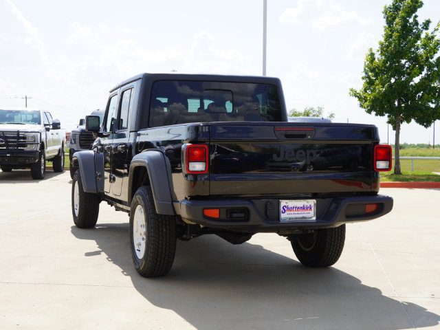 Used 2023 Jeep Gladiator Sport AWD/4WD image 9