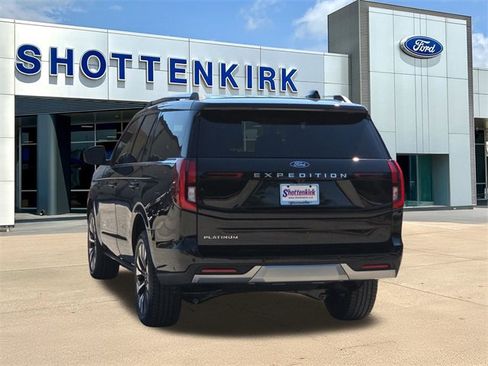 New 2025 Ford Expedition Platinum w/ Driver's Package image 6