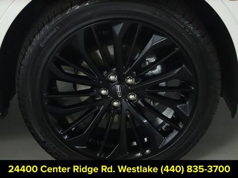Certified 2024 Lincoln Corsair Reserve w/ Equipment Group 201A AWD/4WD image 10