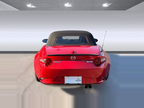 Used 2016 MAZDA MX-5 Miata Club image 10
