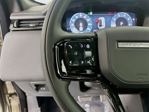 New 2026 Land Rover Range Rover Velar Dynamic SE image 10