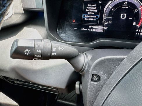Used 2022 Toyota Tundra Platinum AWD/4WD image 5