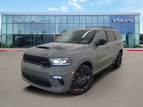 Used 2023 Dodge Durango GT image 1