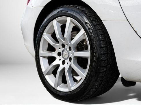 Used 2017 Mercedes-Benz SLC 300 image 48