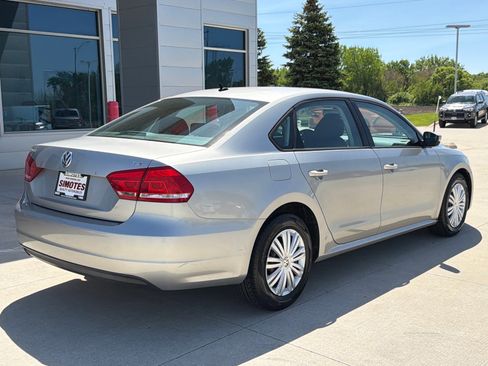 Used 2014 Volkswagen Passat 1.8T FWD image 8
