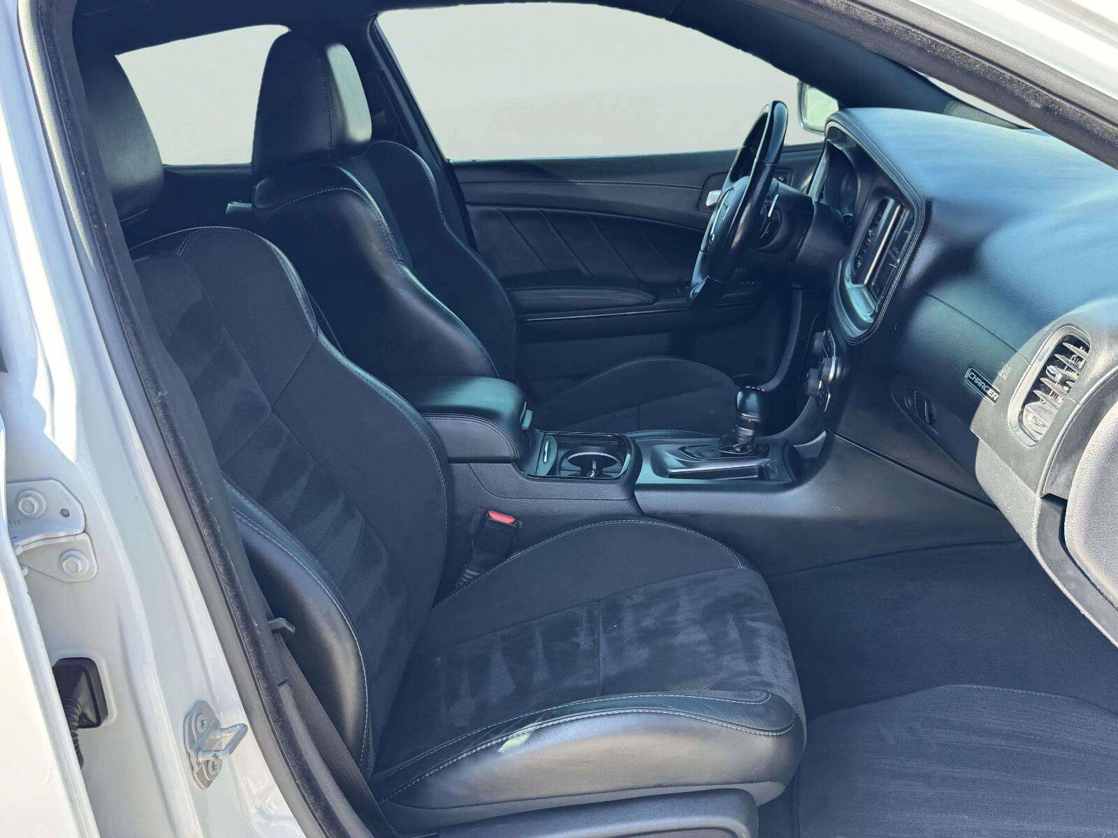 Used 2021 Dodge Charger R/T w/ Plus Group RWD image 41
