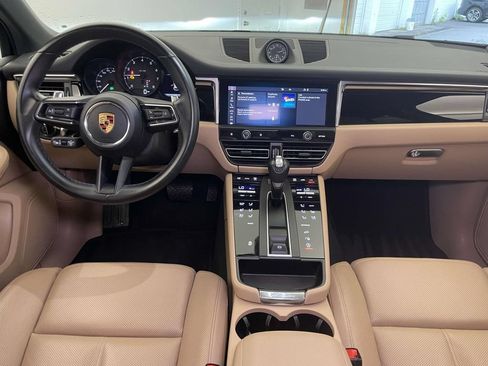 Certified 2023 Porsche Macan AWD/4WD image 26