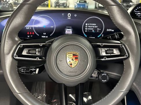 Used 2025 Porsche Taycan image 25