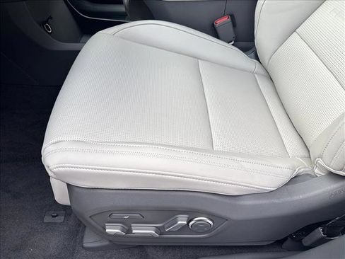 New 2026 Hyundai Santa Fe Calligraphy image 4