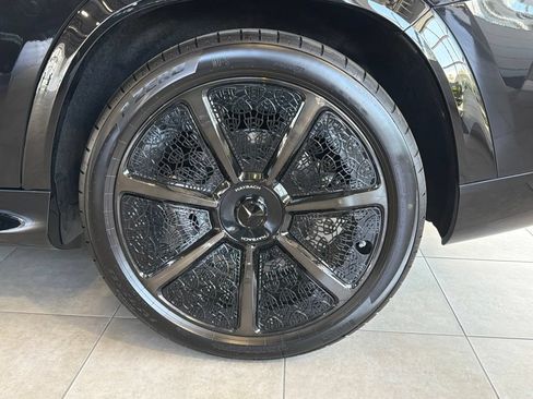 New 2026 Mercedes-Benz Maybach GLS 600 4MATIC image 11