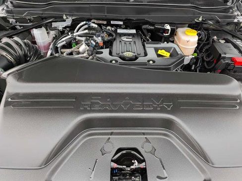 Used 2026 RAM 3500 Laramie AWD/4WD image 13