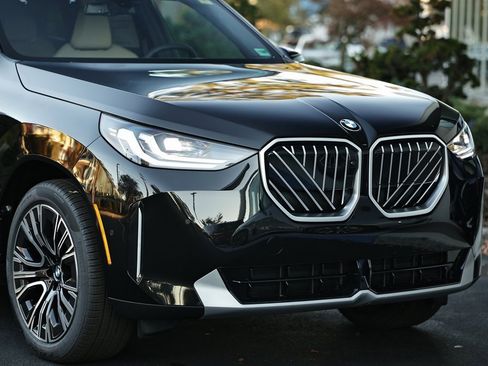 New 2026 BMW X3 xDrive30 image 2